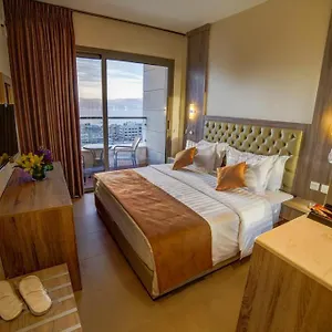 4* Hotel De-lara